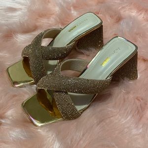 Fashion Nova Mules absolutely brand new I got the wrong size by mistake.